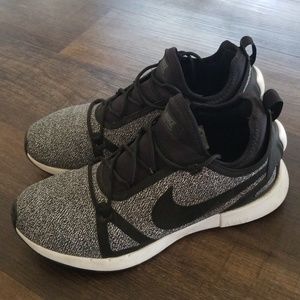 Nike Dual Racer Knit. Size 10.5 women
